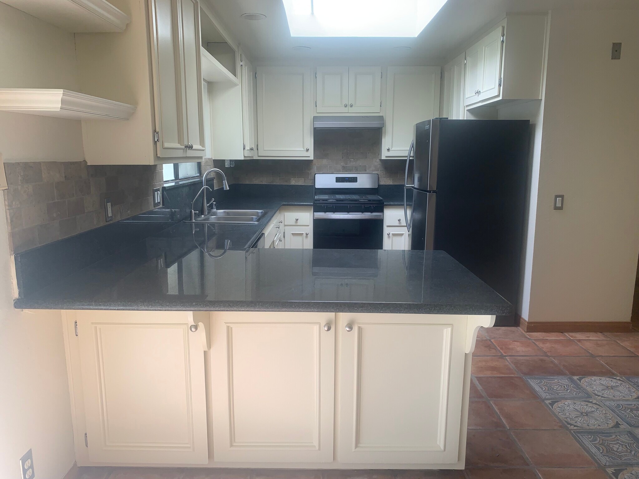 Building Photo - 30 Saint Francis Way