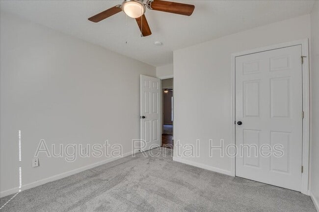 Building Photo - 4657 Crested Butte Rd