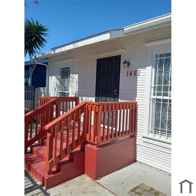 Primary Photo - 1481 77th Ave