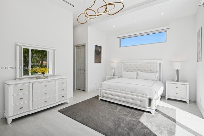 Building Photo - 2628 Marcinski Rd