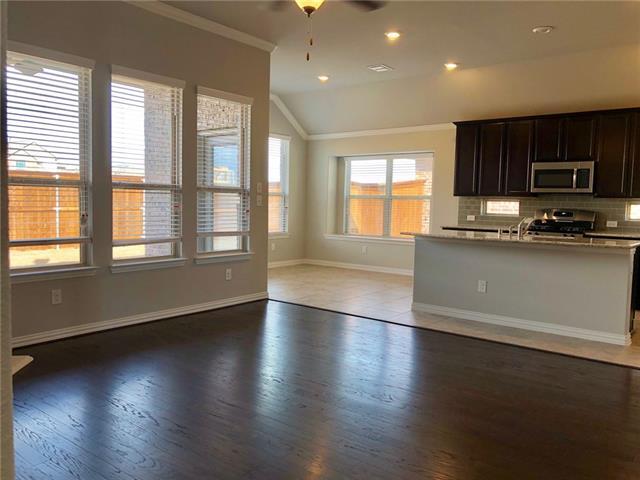 Building Photo - 15909 Holly Crk