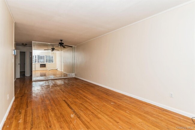 Building Photo - 18 Paerdegat 13th St