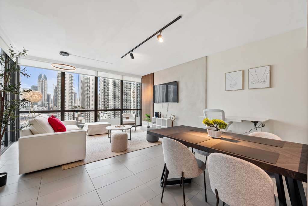 Building Photo - 1600 NE 1st Ave