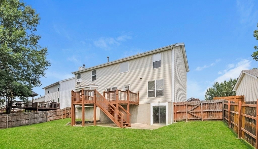 Building Photo - 125 Royallsprings Pkwy