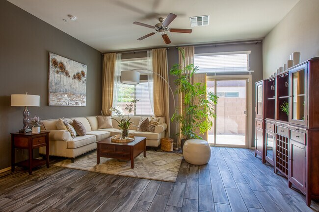 Building Photo - Sabino Vista Apartment Homes
