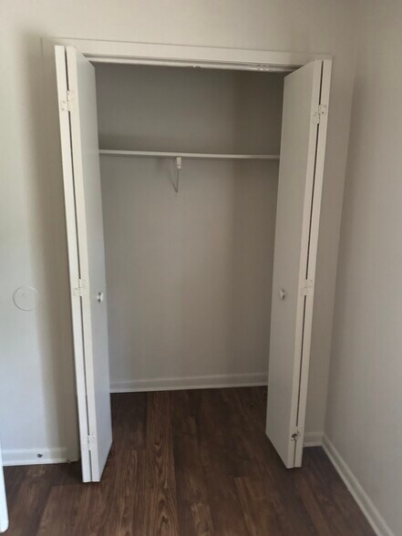 Building Photo - 3025 Bernice St