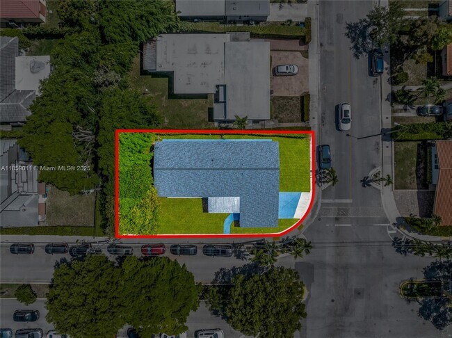 Building Photo - 1700 N Treasure Dr
