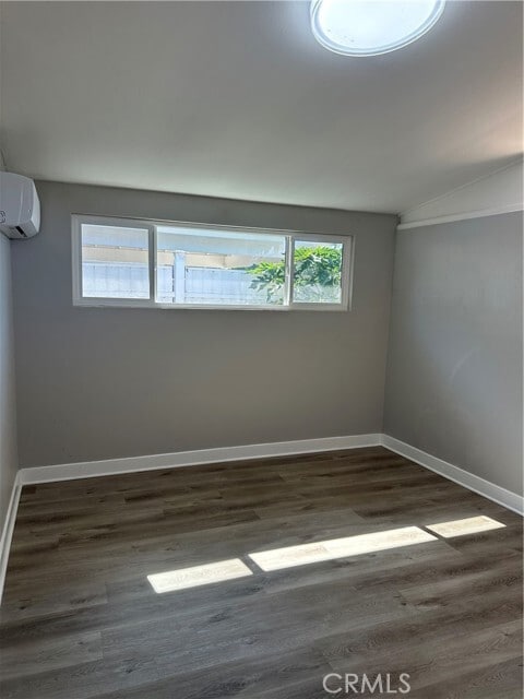 Building Photo - 2610 Willo Ln