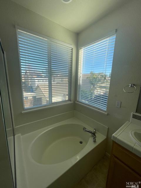 Building Photo - 1230 Bello Dr