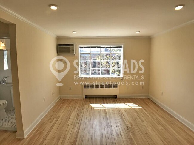 Building Photo - 1 bedroom in Brookline MA 02446