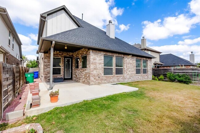 Building Photo - 1400 Little Elm Trail