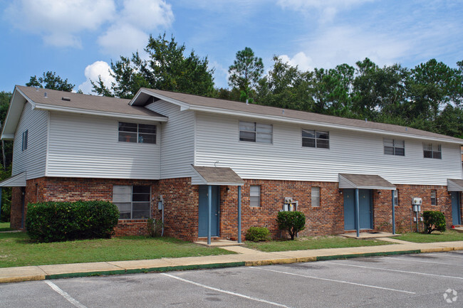 Building Photo - Wildwood Apartments