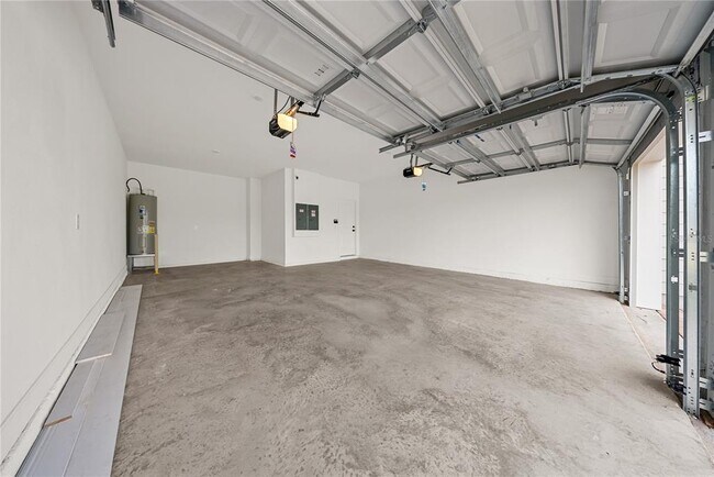 Building Photo - 12890 Eureka Lemon Dr