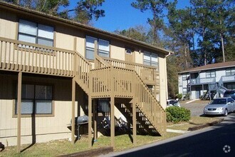 Building Photo - 2 Bedroom Close to FSU & TCC