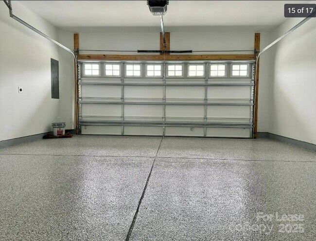 Building Photo - 4100 Alexander Vw Dr