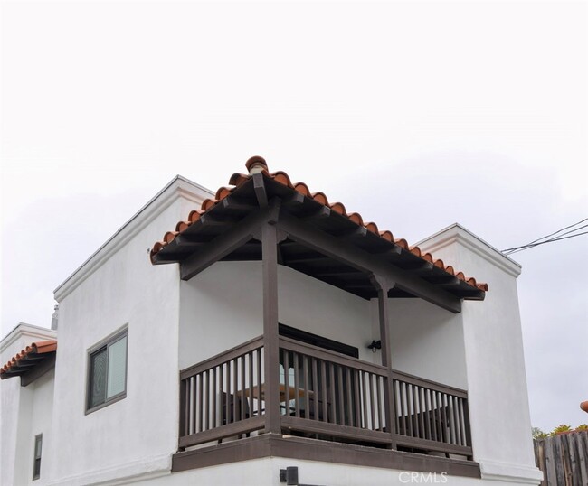 Building Photo - 259 Avenida Granada