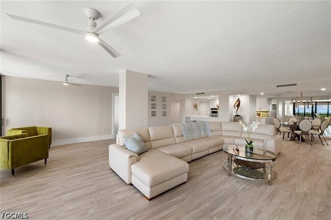 Building Photo - 5601 Turtle Bay Dr