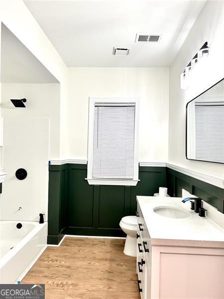 Building Photo - 1834 Walker St