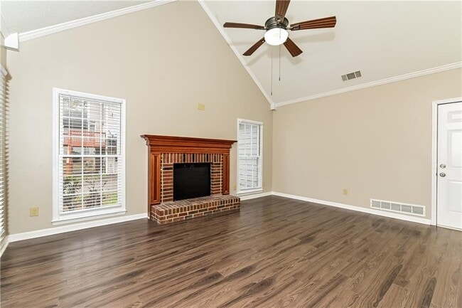 Building Photo - 3307 Poplar Ridge Dr