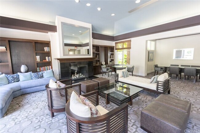 Building Photo - Penthouse Condominium in a Prime Irvine Lo...