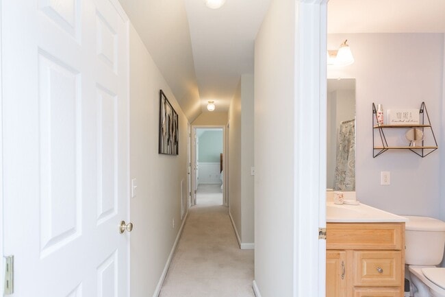 Building Photo - Spacious 4-Bedroom Home in Massanutten Resort