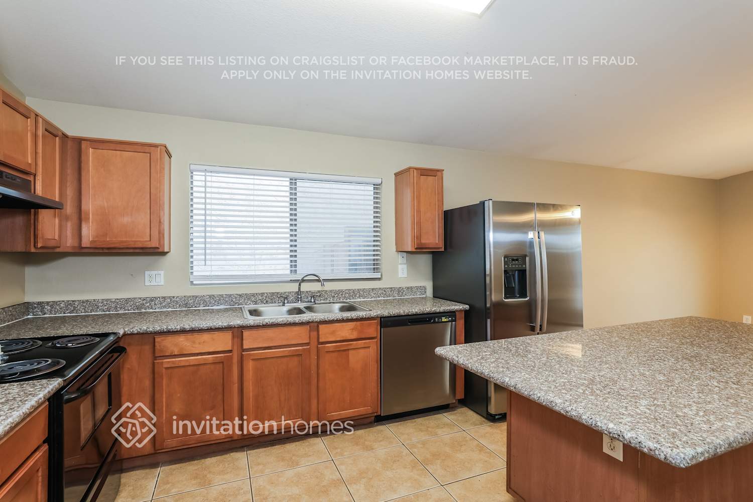 Building Photo - 5409 S 7th Dr