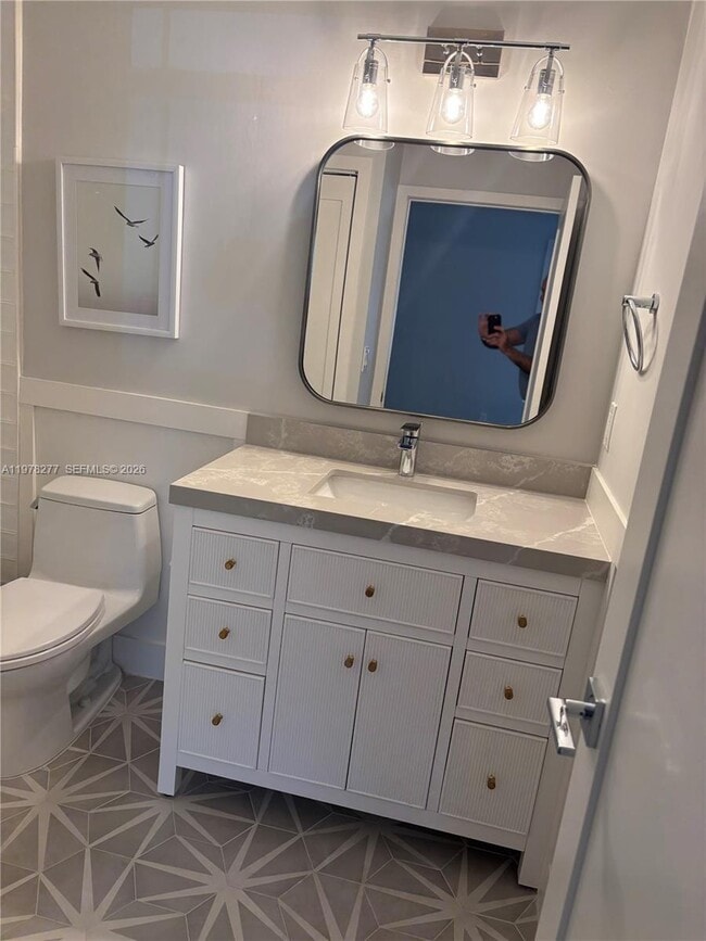 Building Photo - 6700 NW 114th Ave