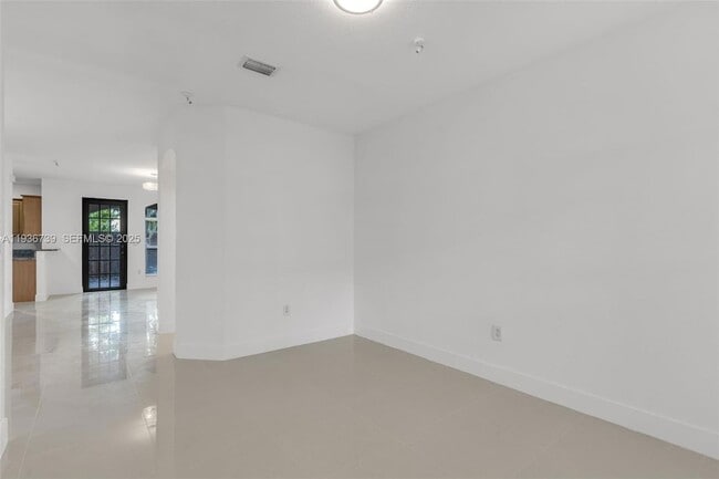 Building Photo - 10318 NW 30th Terrace