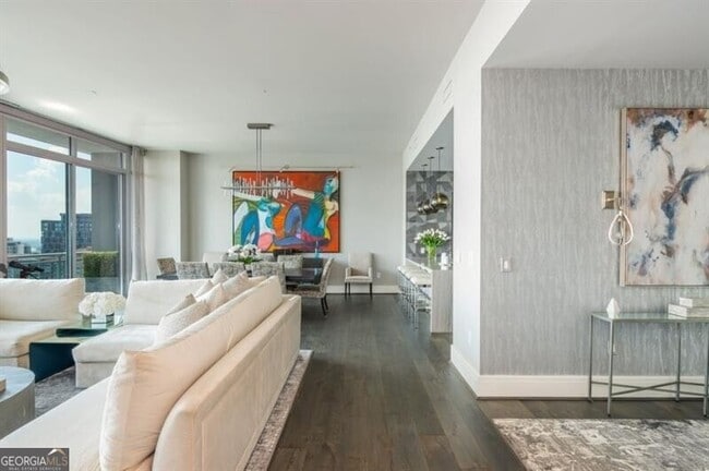 Building Photo - 1065 Peachtree St NE