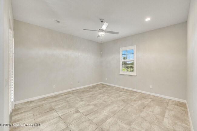 Building Photo - 8870 Napolo Dr