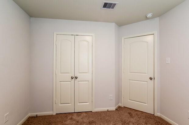 Building Photo - 25401 Cypress Bend Dr