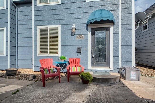 Primary Photo - Fantastic 3 bed, 2.5 bath Townhome in Univ...