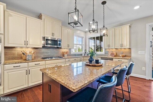 Building Photo - 15716 Rachel Pl