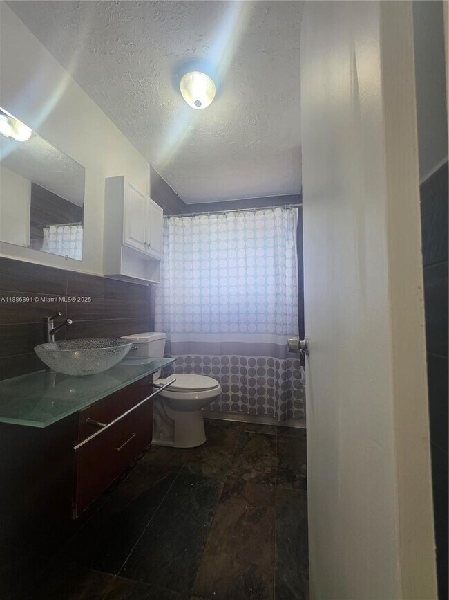 Building Photo - 11500 SW 181st Terrace