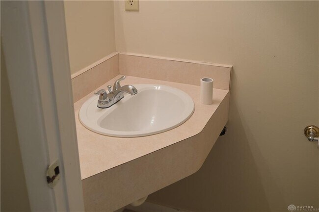 Building Photo - 1217 Robbins Run Ct