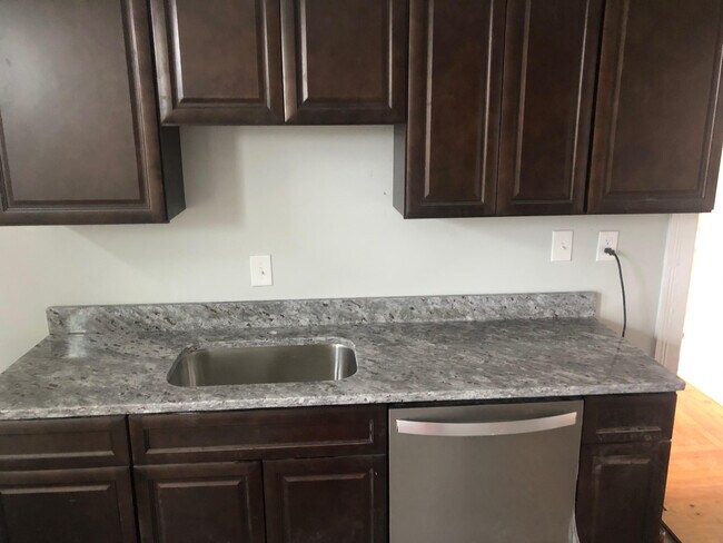 Dishwasher - 481 Cambridge St