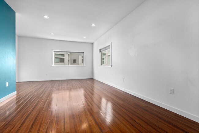 Building Photo - 4244 S Greenbelt Station Dr