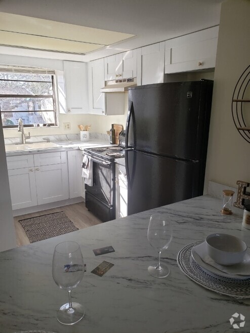 Building Photo - 6057 Topher Trail