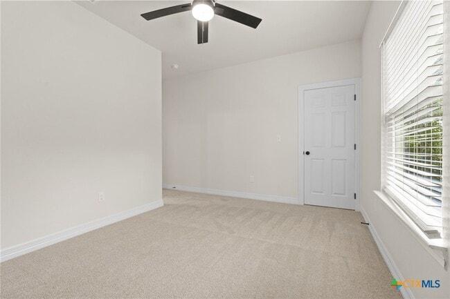Building Photo - 209 S 18th St