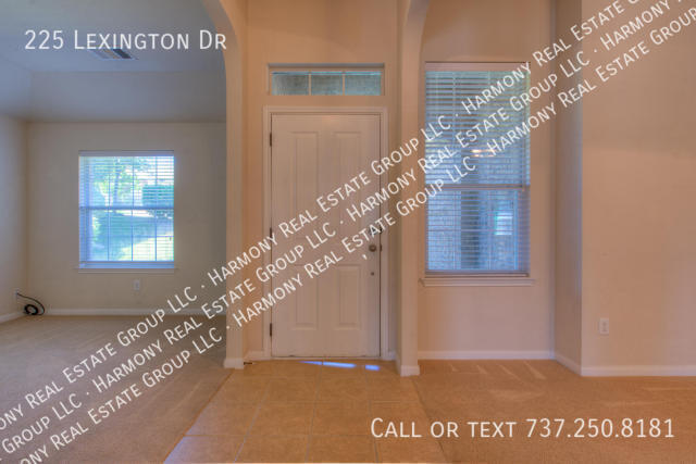 Building Photo - 225 Lexington Dr