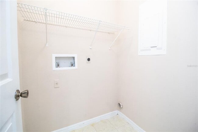 Building Photo - 2304 Clubside Dr