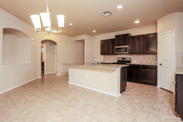 Building Photo - 11414 Tiger Woods