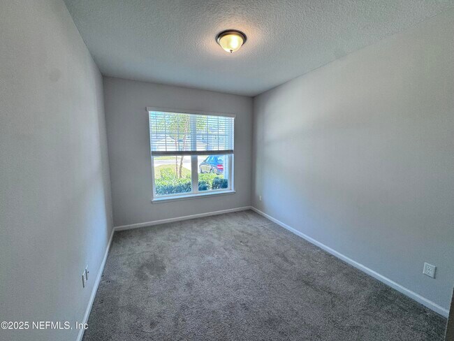 Building Photo - 156 Charlie Way