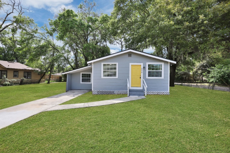 Primary Photo - 9076 1st Ave