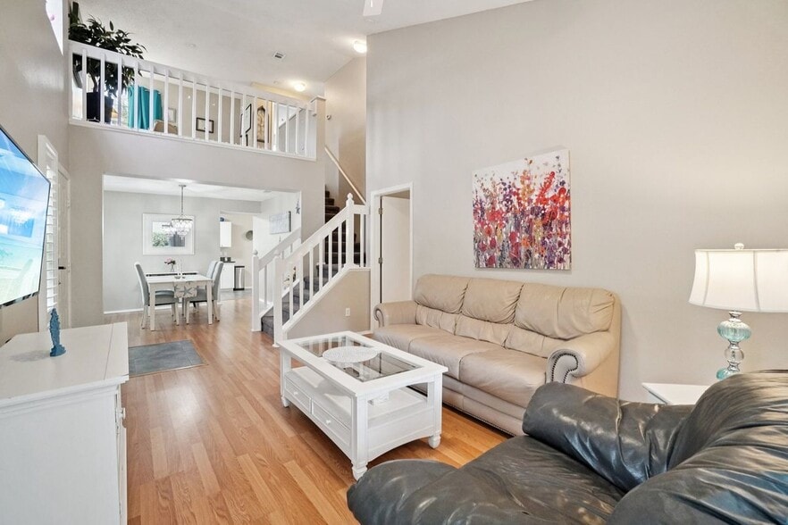 Building Photo - 2243 Andover Cir