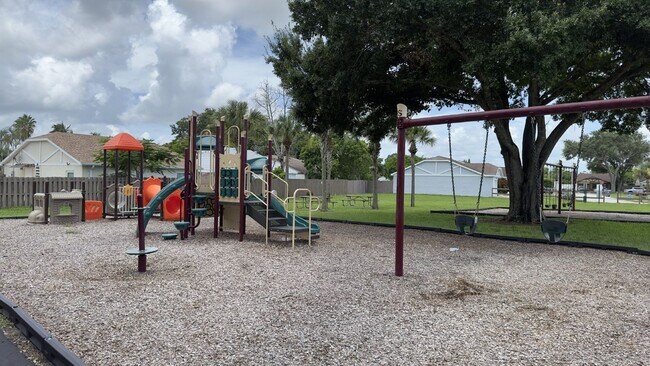 Building Photo - $2,995.00 - 3 Beds / 2 Baths, no deposit option available!