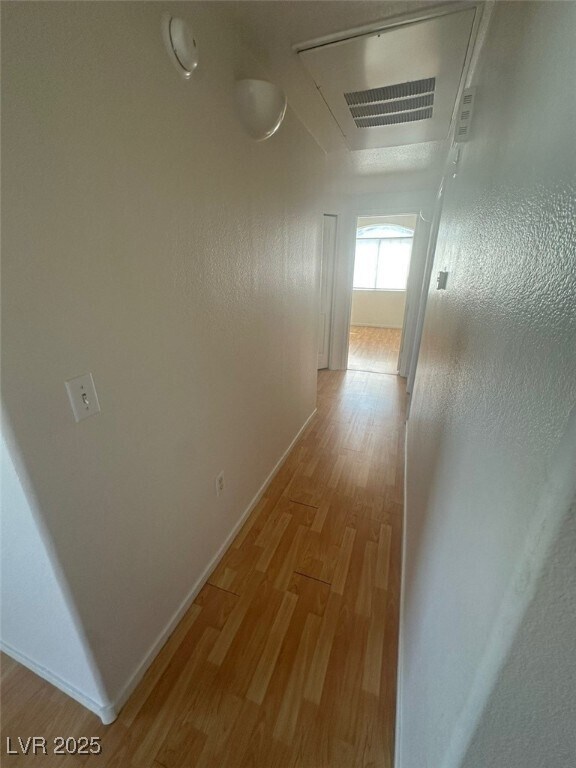 Building Photo - 75 N Valle Verde Dr