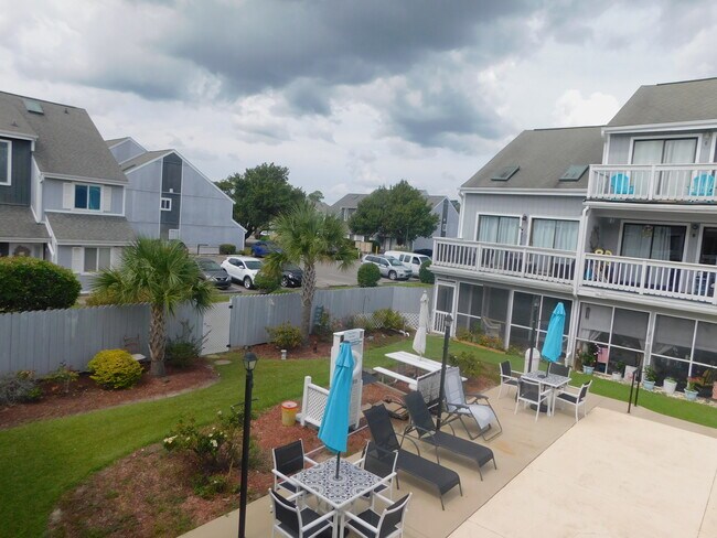 Building Photo - 3700 Golf Colony Ln