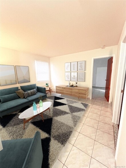 Building Photo - 406 Plainfield Ave