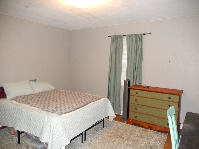 Building Photo - 4032 Elder Ln